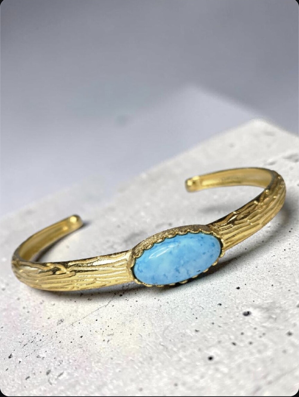 18k Textured Gold Plated Artisan Genuine Turquoise Stone Cuff Bangle Bracelet